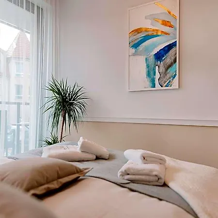 Beautiful Very Close To The Beach, מלון 4*