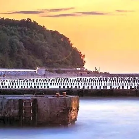 Beautiful Very Close To The Beach, 호텔 4*