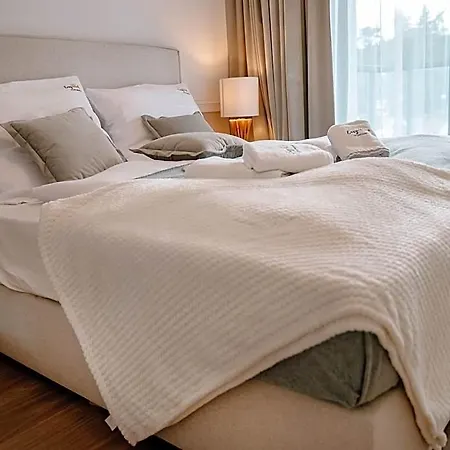 Beautiful Very Close To The Beach, 호텔 4*